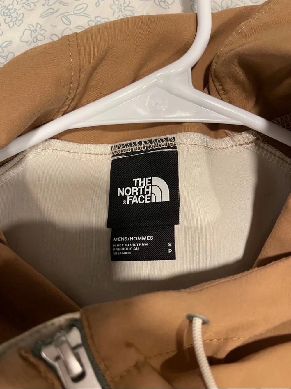 The North Face Hooded Colorblock Pullover Jacket in Tan, Cream & Gray